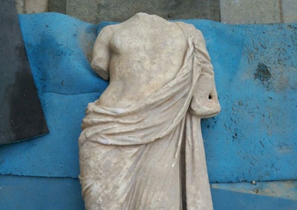 На раскопках в Крыму нашли античную статую