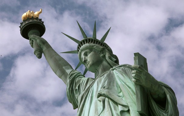 Опасный глобализм: почему американцы боятся за свою демократию