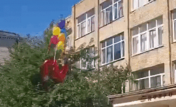 Вот это поворот! Школьники запустили в небо пятёрку, но что-то пошло не так