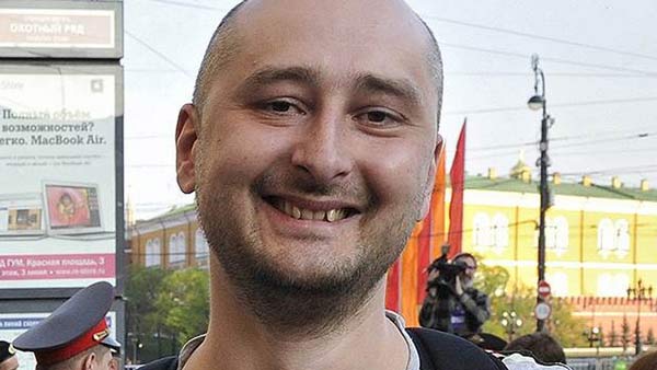 «За гранью»: Бабченко организовал травлю матери погибшего летчика Ил-20