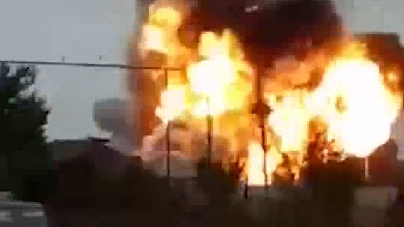 Огненное облако. Мощный взрыв на АЗС в Чечне попал на видео