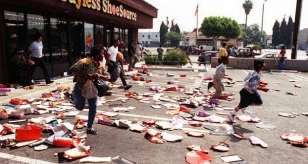 Документальные съемки масштабных беспорядков в США. 1992 год, Лос-Анджелес