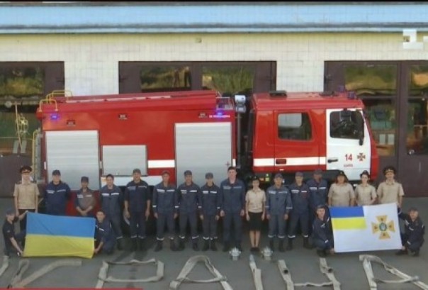«Слава Украине!» станет приветствием полицейских, пожарных и пограничников