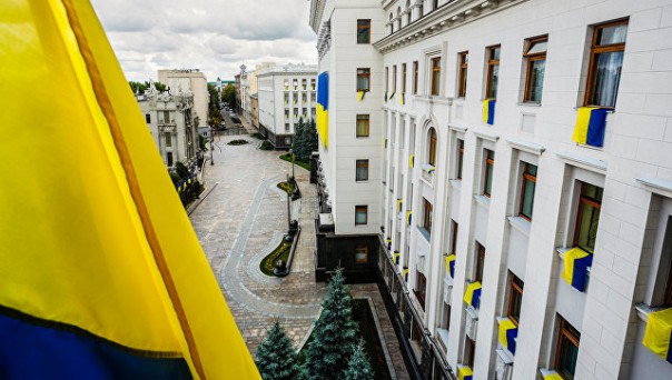 Порошенко подписал указ о прекращении действия договора о дружбе с Россией