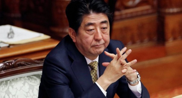 Правительство Японии ушло в отставку