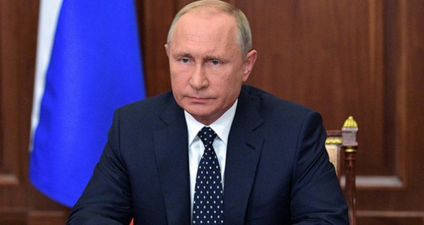 Путин проводит совещание с членами правительства по результатам развития Крыма