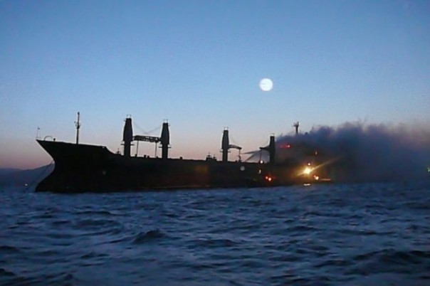 Удар новейшей российской ракеты по кораблю сняли на видео