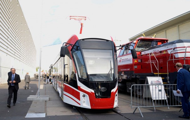 Российские низкопольные трамваи «Лев» и «Львенок» вызвали живой интерес на международной выставке