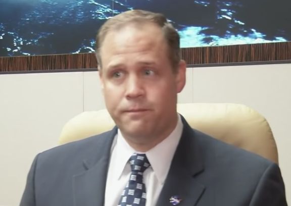 Глава NASA прослезился, говоря об аварии "Союза" с астронавтом США на борту