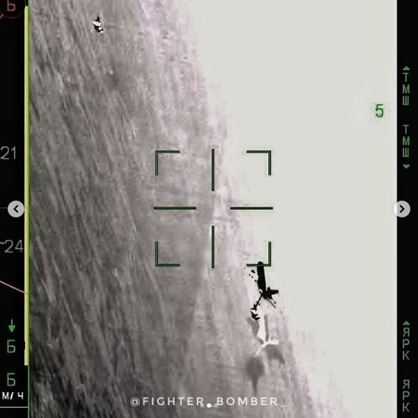 Фотофакт: российский Су-35 в Сирии  перехватил три американских самолёта, в том числе и F-15