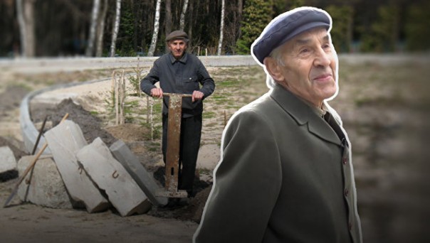 «Проще сделать самому»: 80-летний дед Вася построил дорогу, не дождавшись ответа от властей