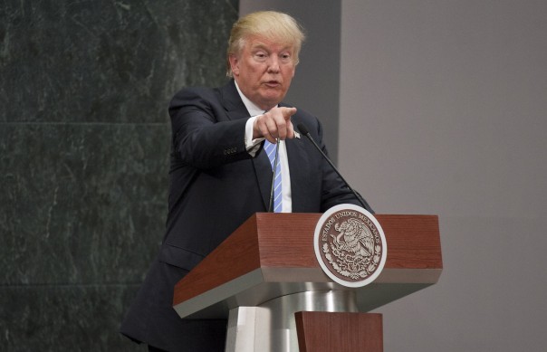 Трамп «напал» на демократов