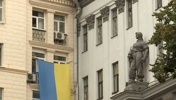 Власти Украины объявили персоной нон грата венгерского консула в городе Берегово