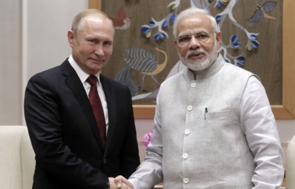 Россия и Индия укрепляют сотрудничество: США грозят Дели санкциями