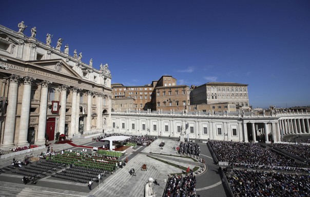 Диписточник: Ватикан не будет поддерживать контакт с неканоническими церквями на Украине