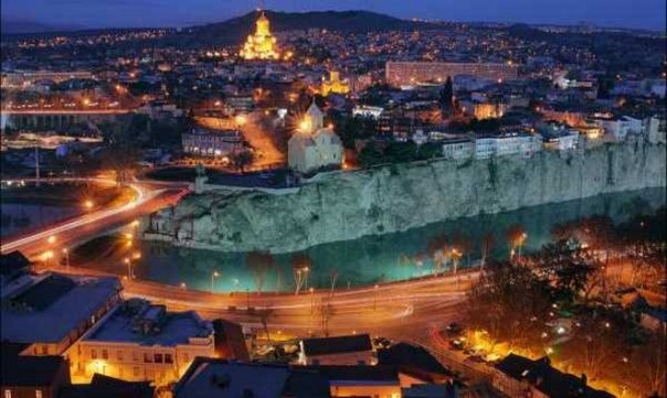 Asahi Shimbun: Украине следовало бы поучиться у Грузии, как себя вести