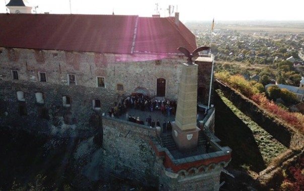 С замка Паланок в Мукачево уберут венгерскую символику