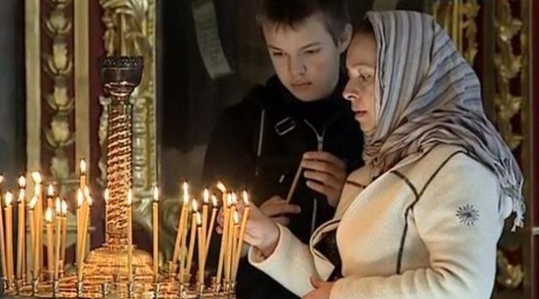 Украинцы готовы защищать свою Церковь и святыни | Донбасс не поддерживает Филарета