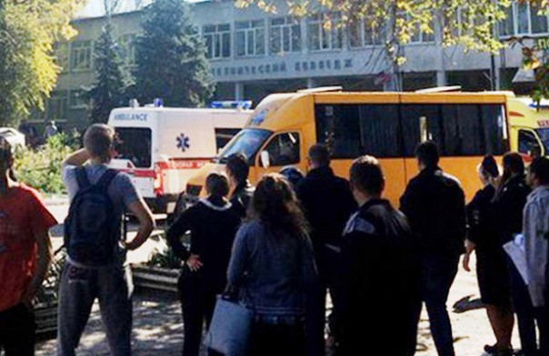 Взрыв в колледже услышала вся Керчь: десять погибших и около 50 раненых