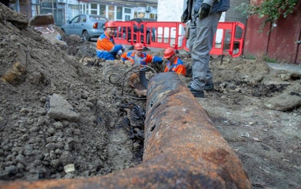 В Киеве за сутки произошло более 300 прорывов труб