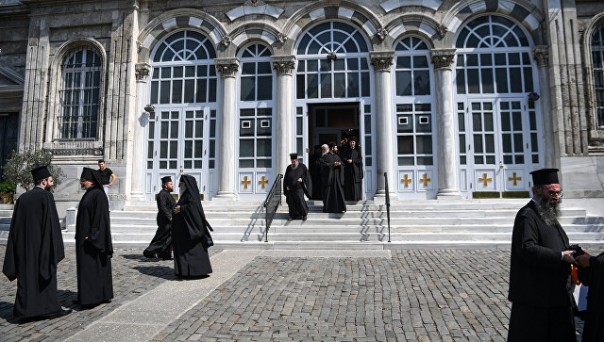 РПЦЗ прекратила евхаристическое общение с Константинополем