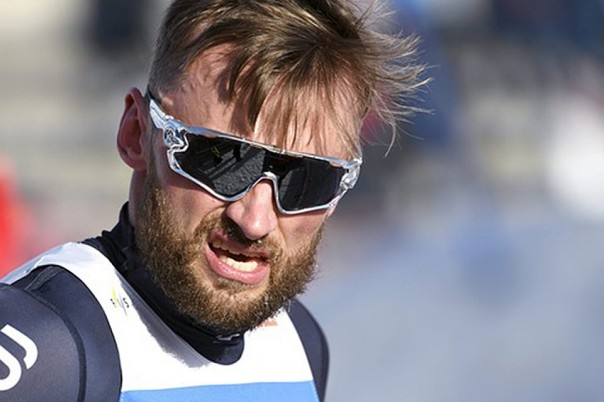 Заболевшего норвежского лыжника на сборах в Италии тренеры выселили из отеля и отправили к сборной России