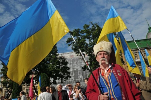 "Должны пахать на МВФ". В Раде рассказали о катастрофической ситуации на Украине