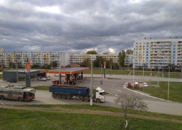 В Керчи продолжается добыча токсичного песка