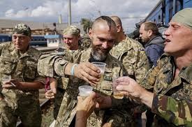 Об отношении к военным и закону в Донбассе