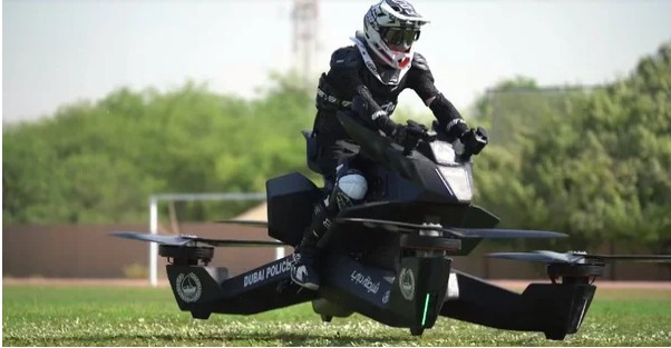 У полиции появился первый летающий мотоцикл