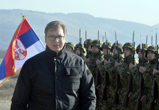 Президента Сербии Вучича освистали и назвали вором