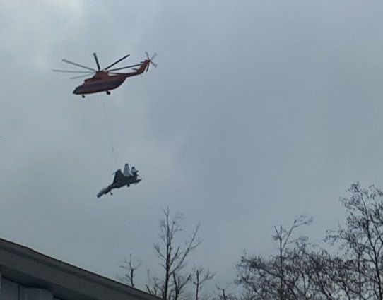 Переброска Су-27 с помощью вертолета попала на видео