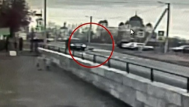 Сбивший подростка мэр Верхотурья заявил, что ребенок сам "врезался" во внедорожник