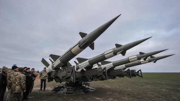 Украина анонсировала учения с боевыми стрельбами вблизи Крыма. Укрофашисты получили восстановленные советские С-300