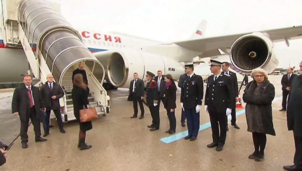 Владимир Путин прибыл в Париж