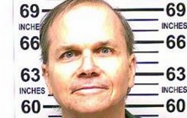 Убивший Джона Леннона фанат раскрыл подробности расправы