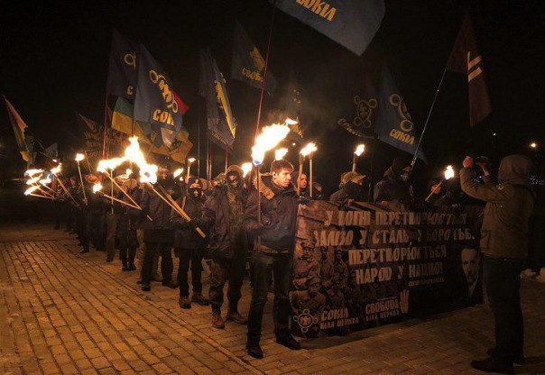 Организаторы лагеря детей-убийц провели факельное шествие в Белой Церкви