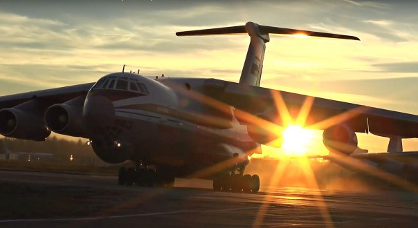 «Ильюшин» опубликовал уникальное видео полётов военных транспортников