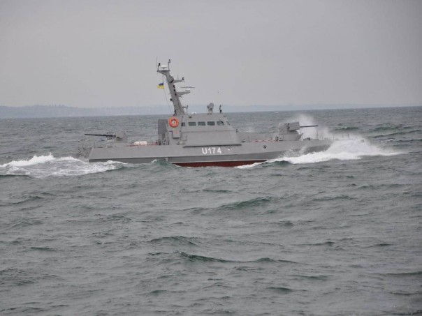 Украинские бронекатера рискуют утонуть в море из-за надвигающегося шторма