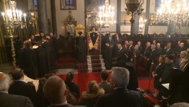 Раскол на Украине: церкви и томоса нет, но устав уже готов