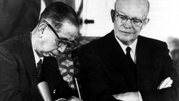 В Японии рассекречены материалы переговоров с США по Курилам в 1960 году