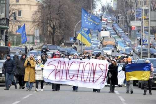 Санкции Киева против России – харакири по-украински