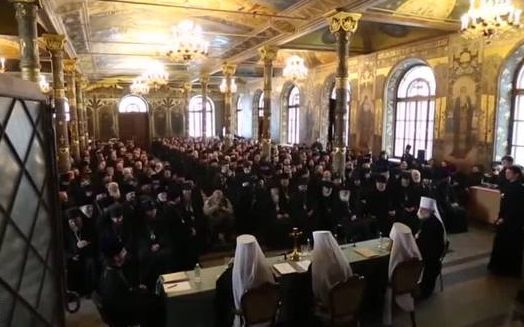 Религиозное рейдерство на Украине проходит под покровом ночи | РПЦ решила создать западноевропейский экзархат