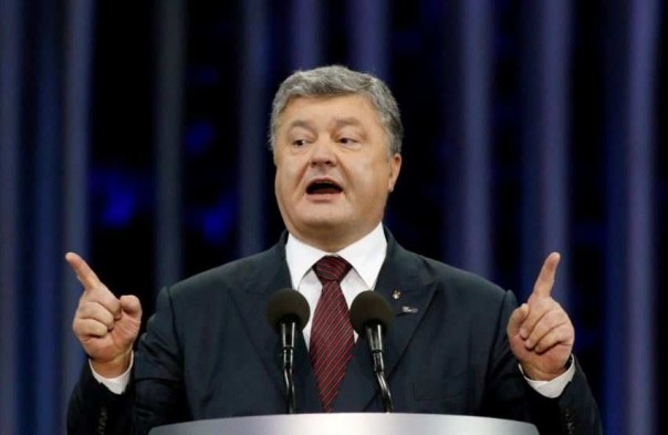 Московский патриархат больше не будет делать «пальцы веером», — Порошенко