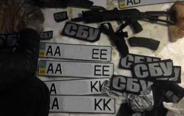 Под Киевом лже-СБУшники грабили дорогие авто