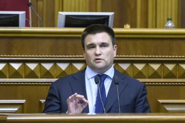 Украина обсудила с НАТО отправку кораблей альянса в Азовское море