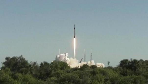 Авария при возвращении первой ступени ракеты Falcon 9. Видео