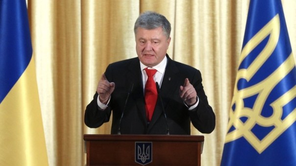 Украинские дипломаты шокированы решением Порошенко