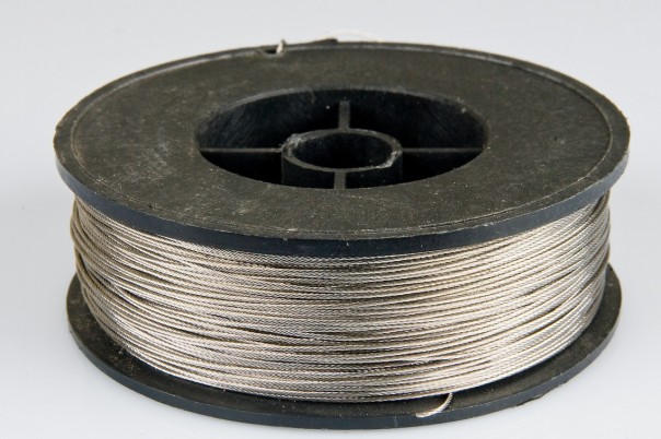 Применение перфорированной пластины и нержавеющего троса