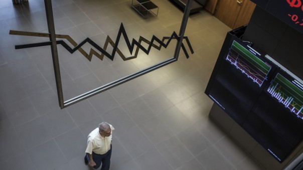 Просишь отключить Россию от SWIFT - отключают тебя: Судьба Латвии стала поводом для шуток в Сети